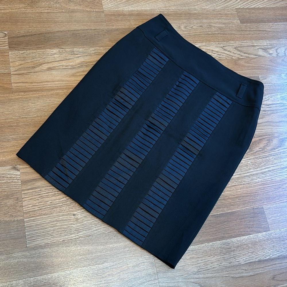 Vintage 1990’s Joseph Ribkoff elegant black pencil mini skirt. Size 8.